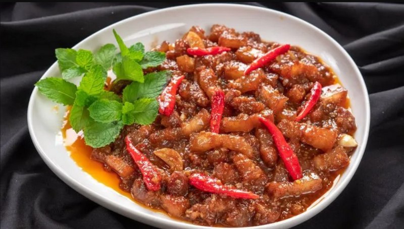 Cách Làm Thịt Xào Mắm Ruốc Đậm Đà Vị Biển, Dùng Được Lâu