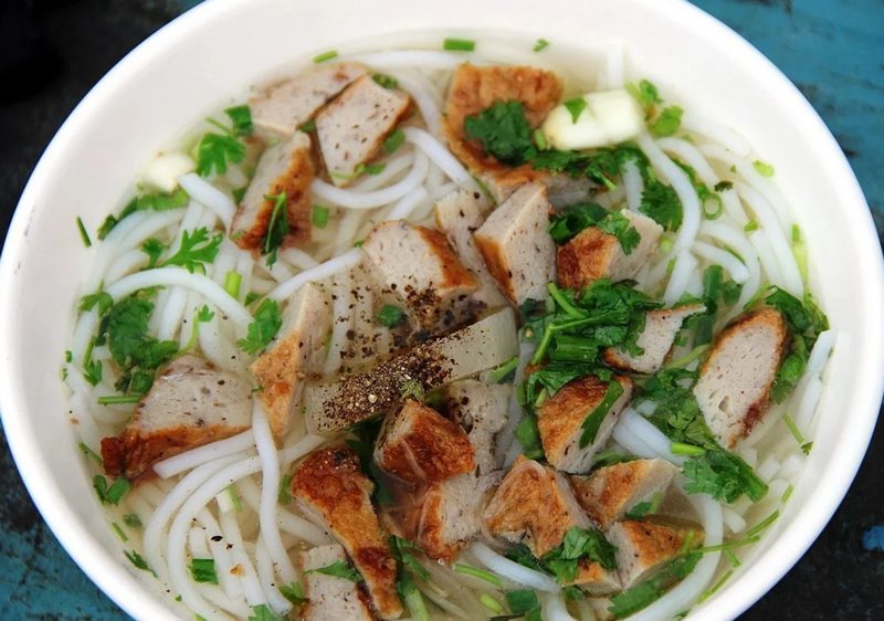 Cách nấu bánh canh chả cá chuẩn hương vị miền Trung