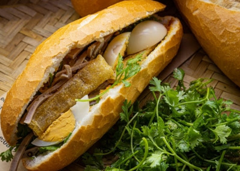 Điểm đặc biệt của món bánh mì Bình Định