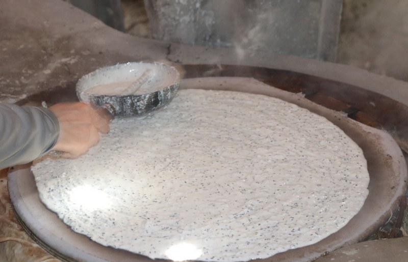Bước 4: Tráng bánh