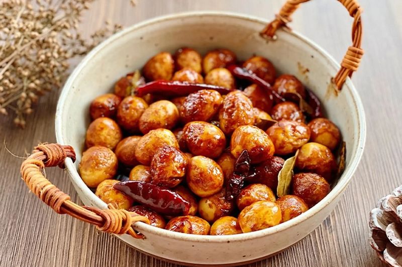 Cách Làm Trứng Cút Chiên Nước Mắm Bắt Cơm Trong 15 Phút