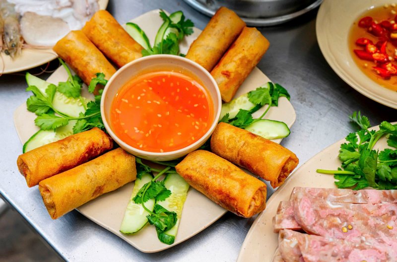 Chả Giò Bao Nhiêu Calo? Ăn Nhiều Chả Giò Có Tăng Cân Không?