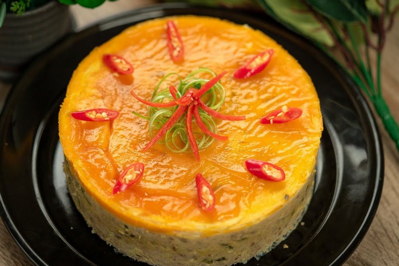 Chưng măm cùng thị bằm và trứng.