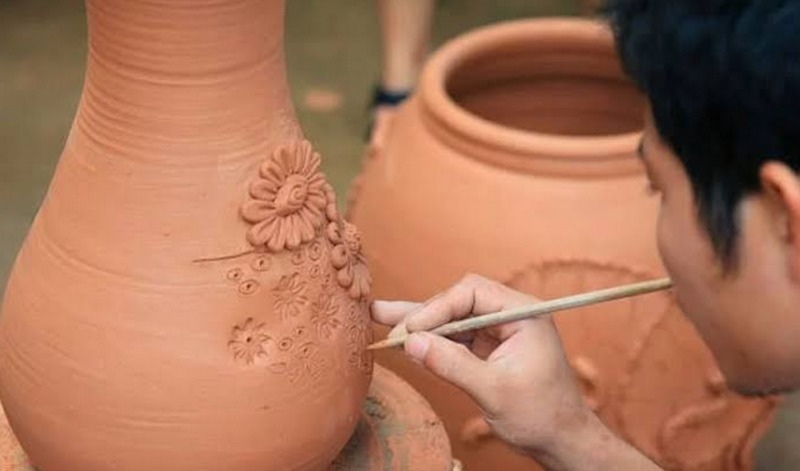 Hướng đi mới cho gốm Vân Sơn trong thời hiện đại